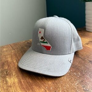 Travis Mathew California Trucker Golf Hat Cap Malbon SnapBack PGA Rhoback